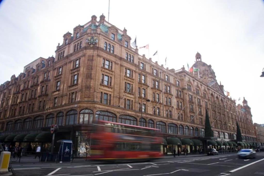 Stylish & Comfy Chelsea Haven Walk To Tube & Bus Лондон