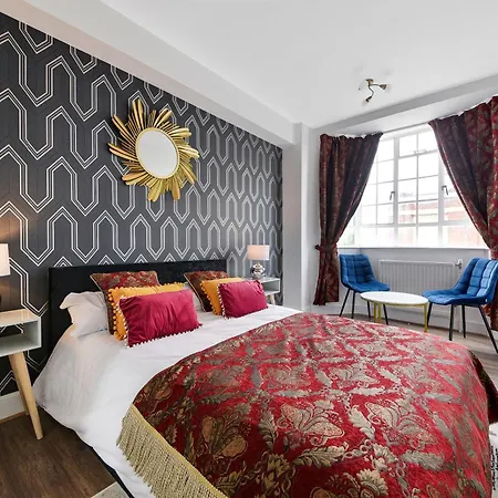 Appartamento Stylish & Comfy Chelsea Haven Walk To Tube & Bus Londra Esterno foto