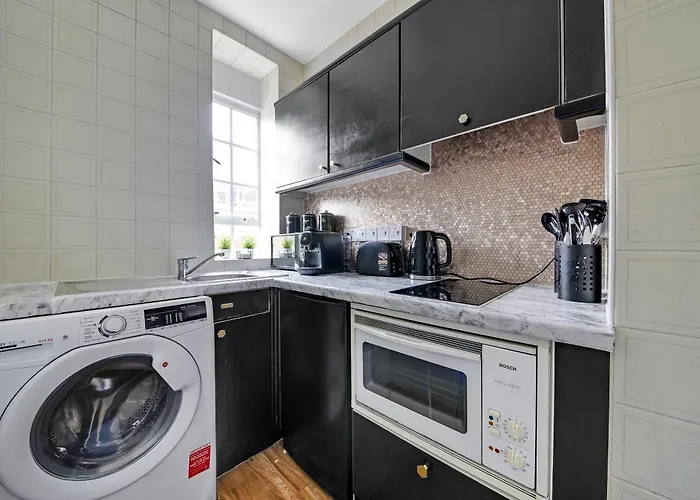 Stylish & Comfy Chelsea Haven Walk To Tube & Bus