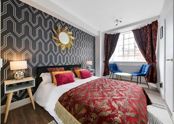 Stylish & Comfy Chelsea Haven Walk To Tube & Bus