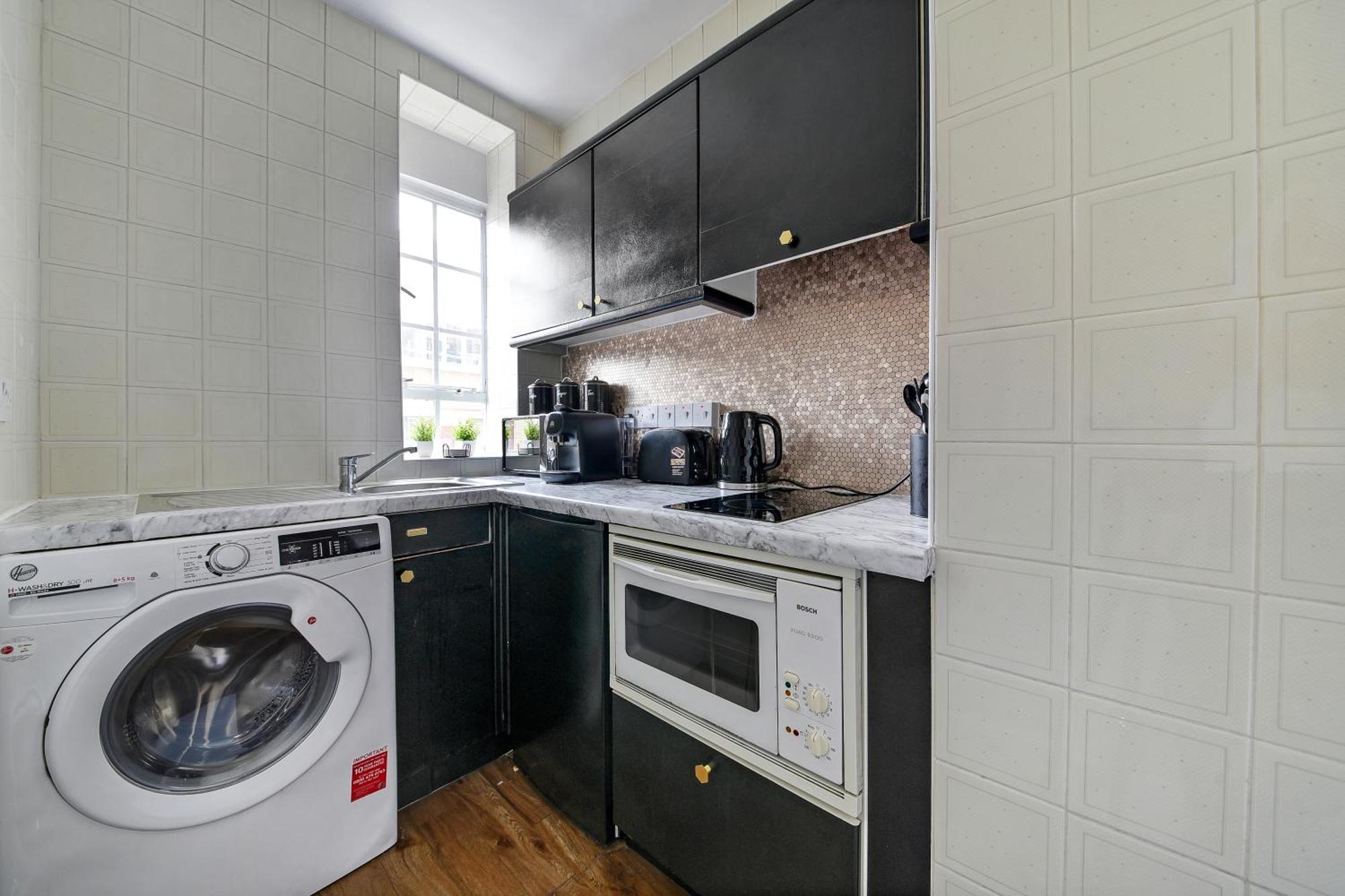Stylish & Comfy Chelsea Haven Walk To Tube & Bus *